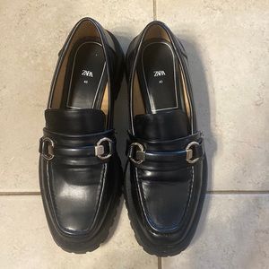 Zara Lando Black Leather Loafer